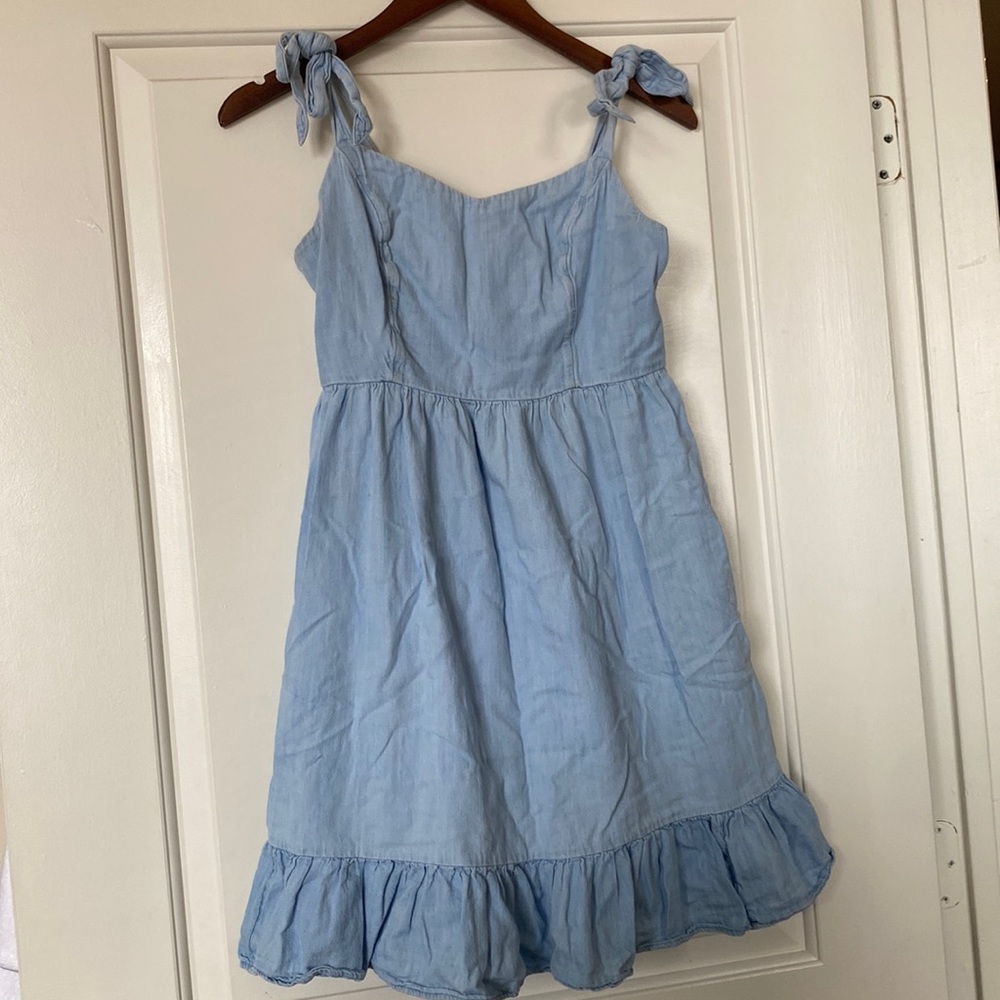 Old Navy Women’s Denim Dress (Size M)